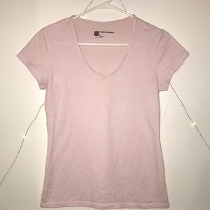 light pink basic v neck tee